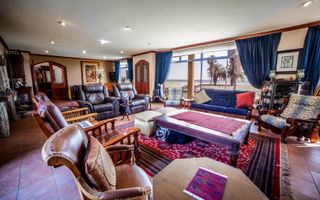 5 Bedroom House For Sale in Meersig