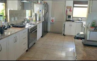 3 Bedroom House For Sale in Dolphin Beach