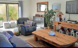 3 Bedroom House For Sale in Dolphin Beach