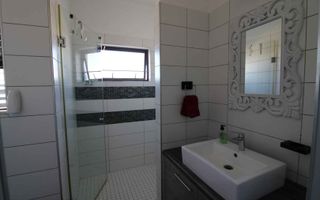 5 Bedroom House For Sale in Afrodite Beach