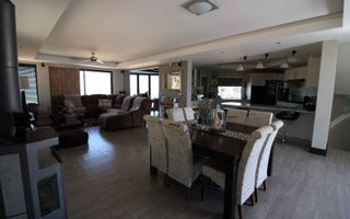 5 Bedroom House For Sale in Afrodite Beach