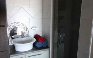 5 Bedroom House For Sale in Afrodite Beach