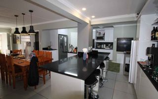 3 Bedroom House For Sale in Meersig
