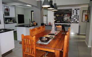3 Bedroom House For Sale in Meersig