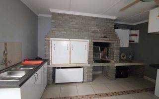3 Bedroom House For Sale in Meersig