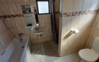 4 Bedroom House For Sale in Meersig