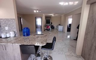 4 Bedroom House For Sale in Meersig