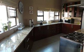 3 Bedroom House For Sale in Meersig