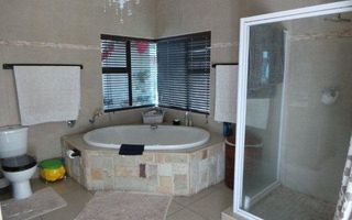 3 Bedroom House For Sale in Meersig