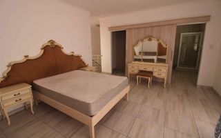 7 Bedroom House For Sale in Walvis Bay Central