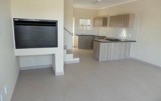 3 Bedroom Townhouse For Sale in Walvis Bay Central
