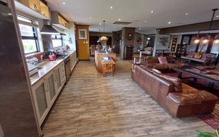 5 Bedroom House For Sale in Walvis Bay Central