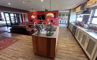 5 Bedroom House For Sale in Walvis Bay Central