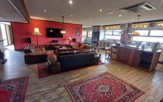 5 Bedroom House For Sale in Walvis Bay Central