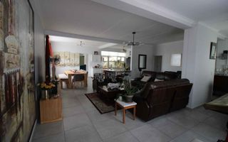 3 Bedroom House For Sale in Walvis Bay Central