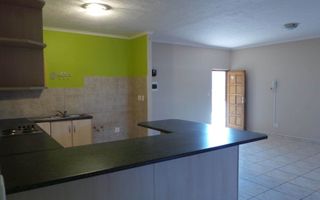 3 Bedroom Apartment/Penthouse For Sale in Walvis Bay Central