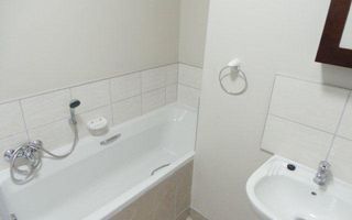 2 Bedroom Apartment / Penthouse For Sale in Walvis Bay Centr...