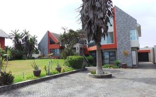 3 Bedroom House For Sale in Lagoon