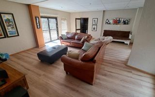 3 Bedroom House For Sale in Lagoon