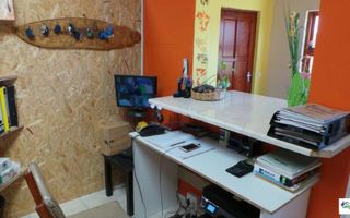 6 Bedroom House For Sale in Narraville