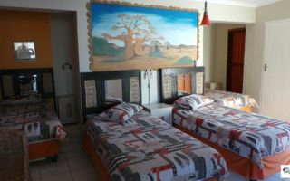 6 Bedroom House For Sale in Narraville