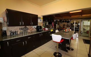 3 Bedroom House For Sale in Lagoon