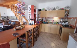 4 Bedroom House For Sale in Lagoon