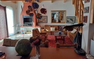 4 Bedroom House For Sale in Lagoon