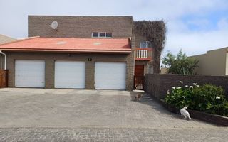 3 Bedroom House For Sale in Fairways Estate