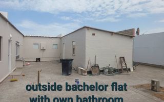 4 Bedroom House For Sale in Kuisebmond