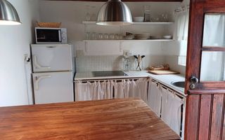 2 Bedroom House For Sale in Lagoon