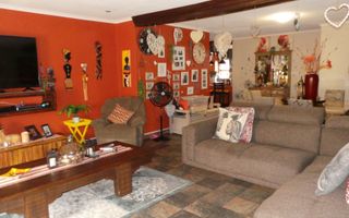 4 Bedroom House For Sale in Fairway Estate