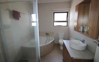 3 Bedroom House For Sale in Lagoon