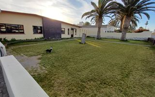 3 Bedroom House For Sale in Meersig