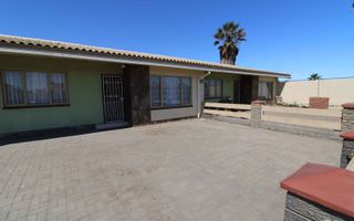 11 Bedroom Apartment/Penthouse For Sale in Walvis Bay Centra...
