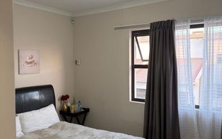 2 Bedroom House For Sale in Fairways Estate