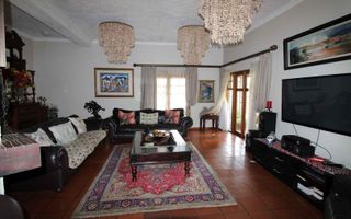 11 Bedroom House For Sale in Meersig