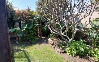 2 Bedroom House For Sale in Fairway Estate
