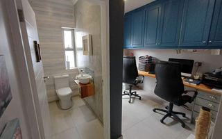 6 Bedroom House For Sale in Meersig