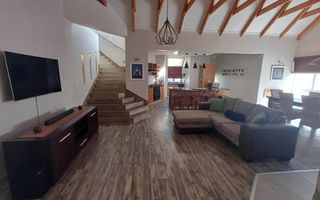 5 Bedroom House For Sale in Meersig