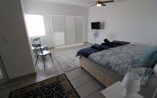 6 Bedroom House For Sale in Dolphin Beach