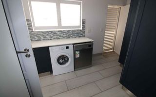 6 Bedroom House For Sale in Dolphin Beach