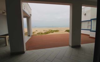 6 Bedroom House For Sale in Dolphin Beach