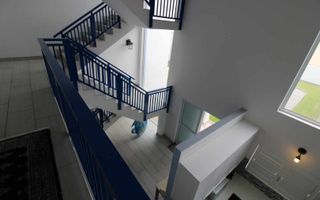 6 Bedroom House For Sale in Dolphin Beach