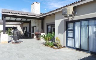 3 Bedroom House For Sale in Meersig