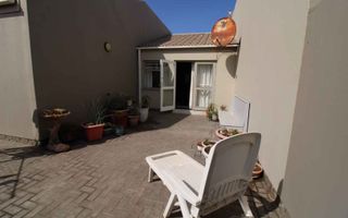 2 Bedroom Townhouse For Sale in Walvis Bay Central