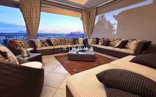 4 Bedroom House For Sale in Luxury Hill