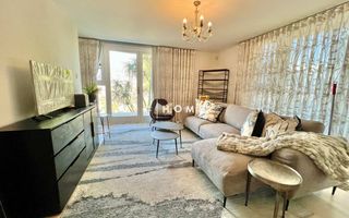 4 Bedroom House For Sale in Luxury Hill