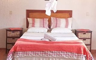 17 Bedroom House For Sale in Uis