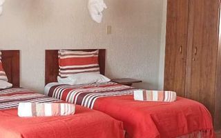 17 Bedroom House For Sale in Uis